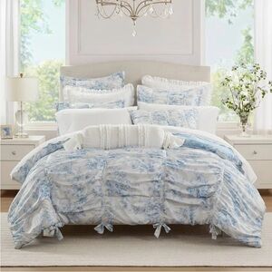 Full/Queen Coquette Toile Floral Comforter Blue - Armoire Collection